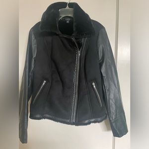 Torrid Black Jacket/ wore once🤗 OO in Torrid